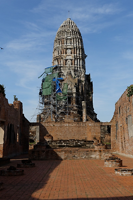 Wat Ratchaburana-040